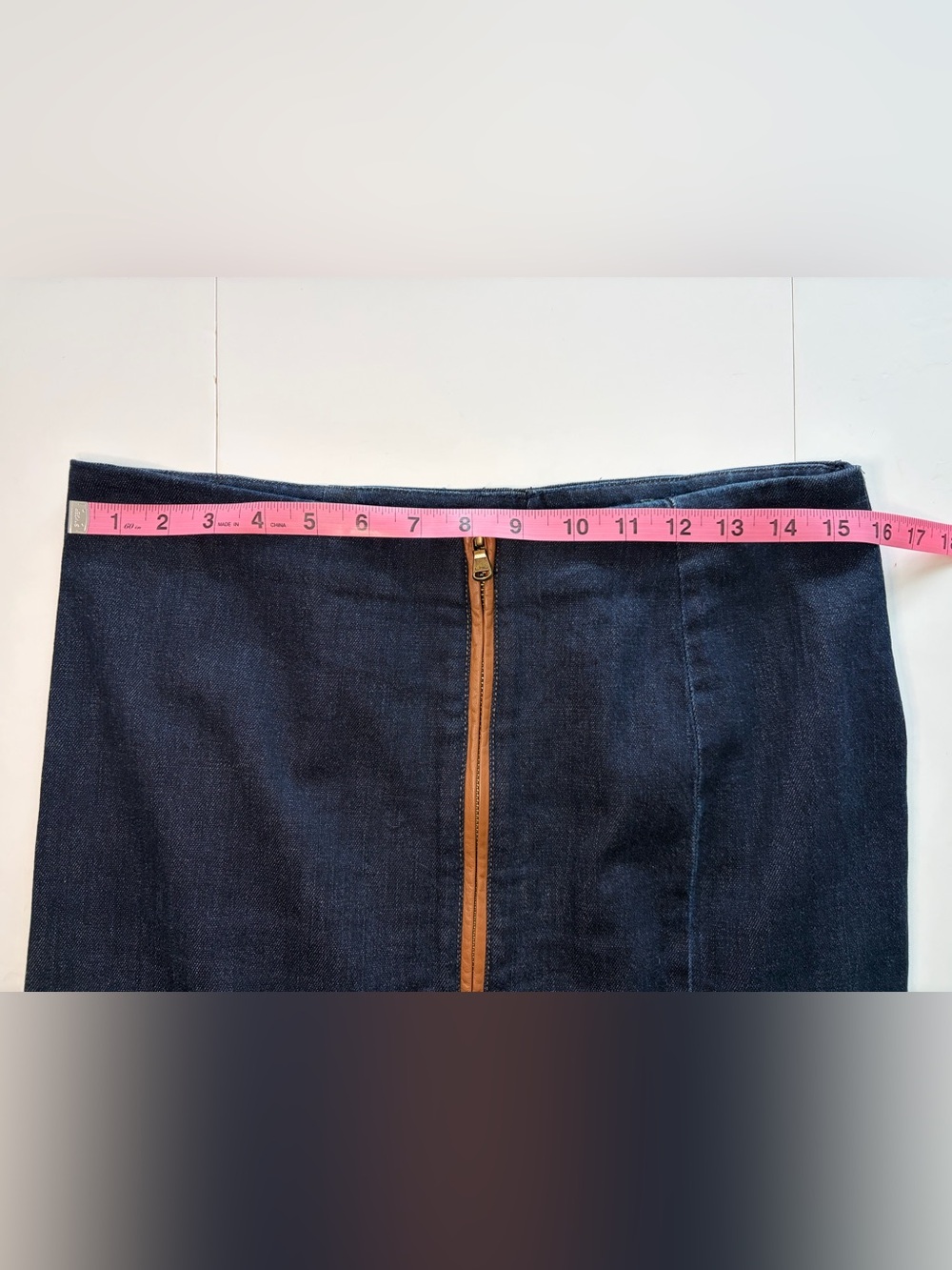 Lauren Ralph Lauren Denim Pencil Skirt Leather Trim Zipper Size 10 - Picture 7 of 8